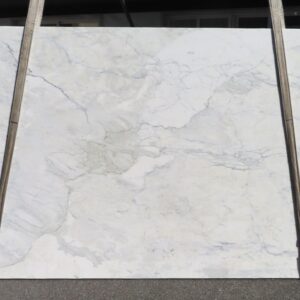 Calacatta Cremo
